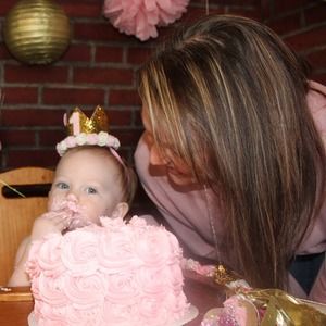 Meet your Posher, Crystal